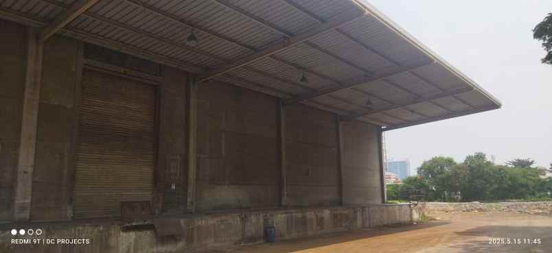 gudang sewa loading dock dekat toll jorr cakung