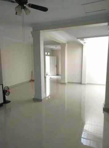 jl kelinkit 1 lantai uf ines