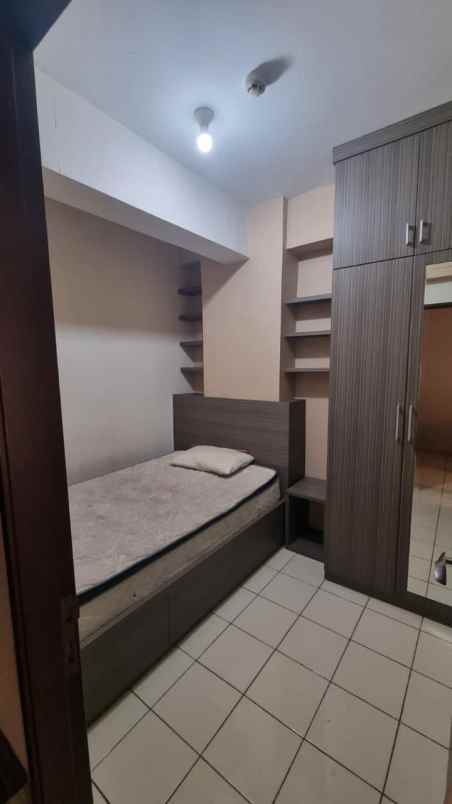 jual apartemen furnished puri park view kembangan