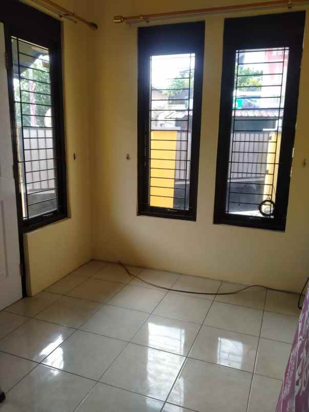 jual bu rumah mainroad cibeber 10 menit kampus unjani