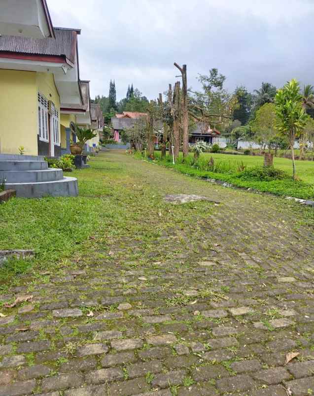 jual hotel resort bagus di kawasan megamendung bogor