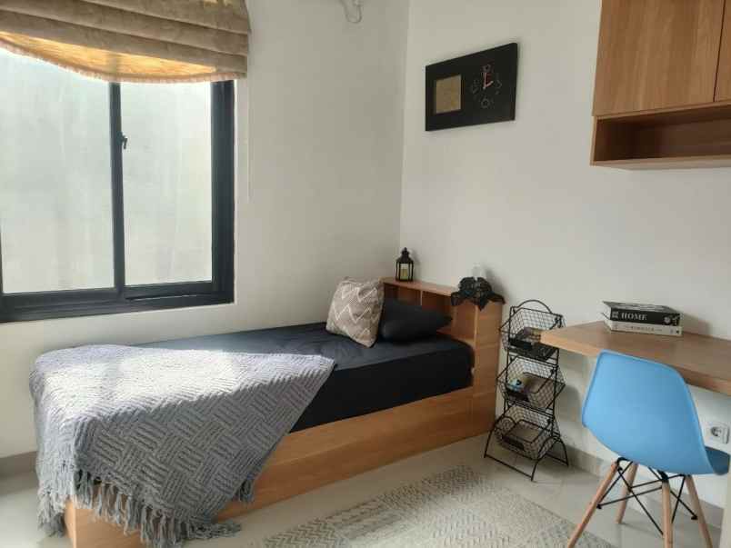 jual kostan baru 10 kamar full furnished