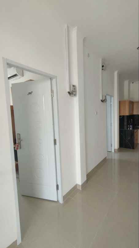 jual kostan baru 10 kamar full furnished