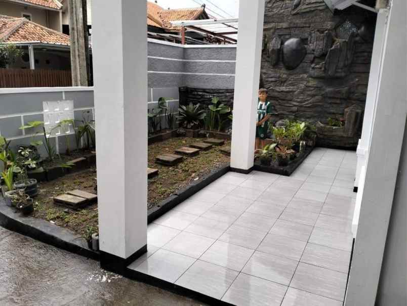 jual murah rumah luas siap huni di sariwangi bandung