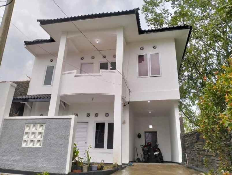 jual murah rumah luas siap huni di sariwangi bandung