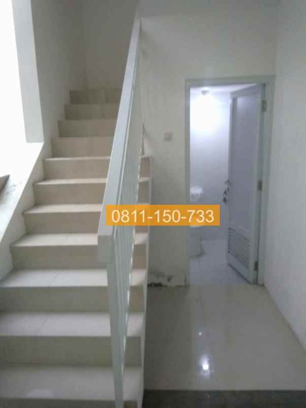 jual rumah 3 kamar 142m2 makasar jakarta timur 75a6e7