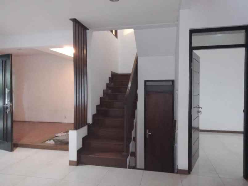 jual rumah batununggal abadi iv di bandung