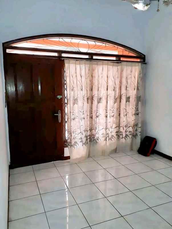 jual rumah di kemanggisan slipi