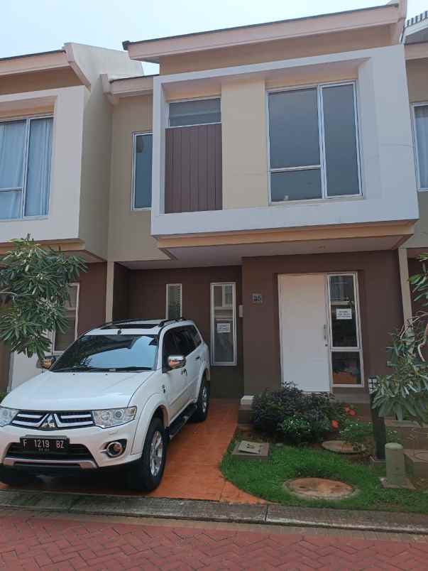 jual rumah di paramount serpong cluster malibu