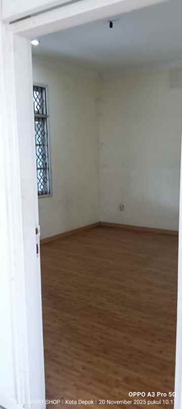 jual rumah mewah dengan kolam renang di cibubur