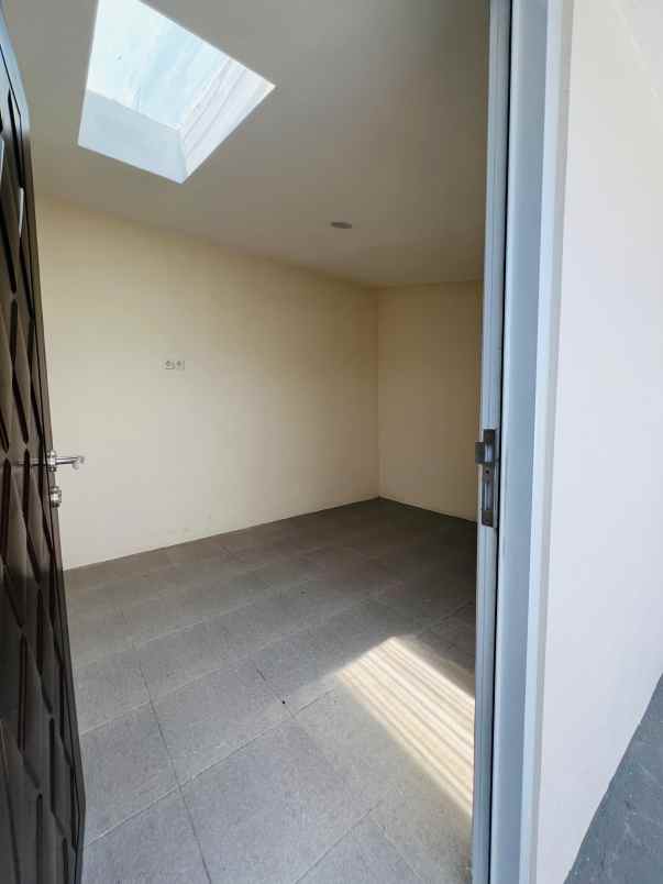 jual rumah siap huni di cilangkap jakarta timur