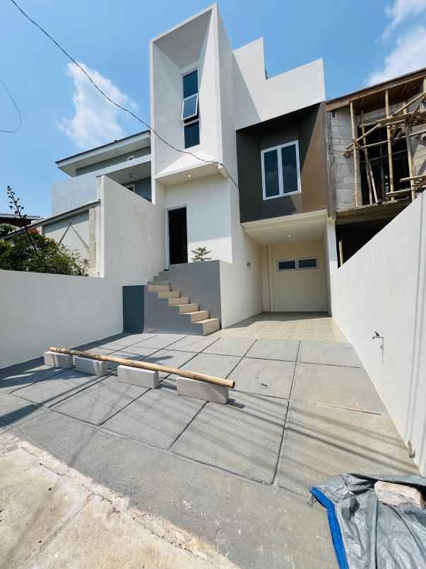 jual rumah siap huni di cilangkap jakarta timur