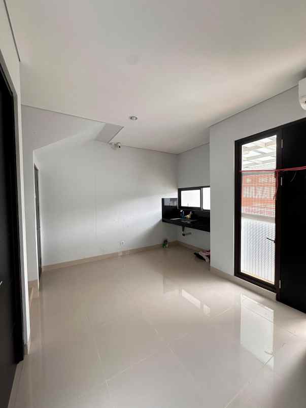 jual rumah siap huni di cimanggis golf estate