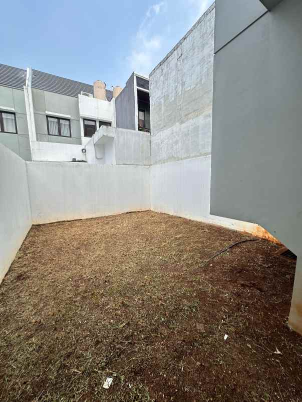 jual rumah siap huni di cimanggis golf estate