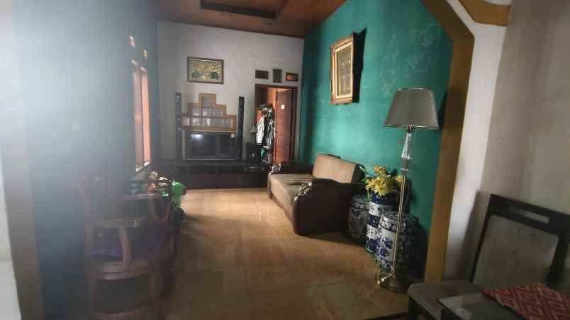 jual rumah strategis tepat sebrang jalan raya