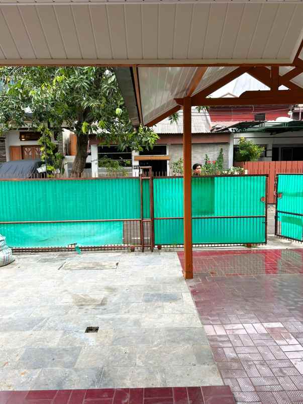 komplek bermis gading 2 lt uf gunawan