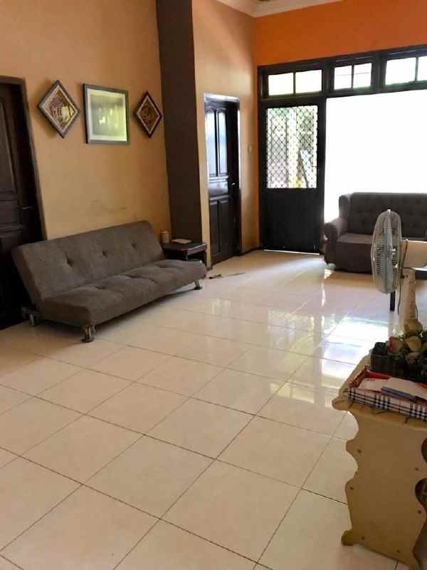 row jalan 8 meter jual rumah delta raya waru sidoarjo