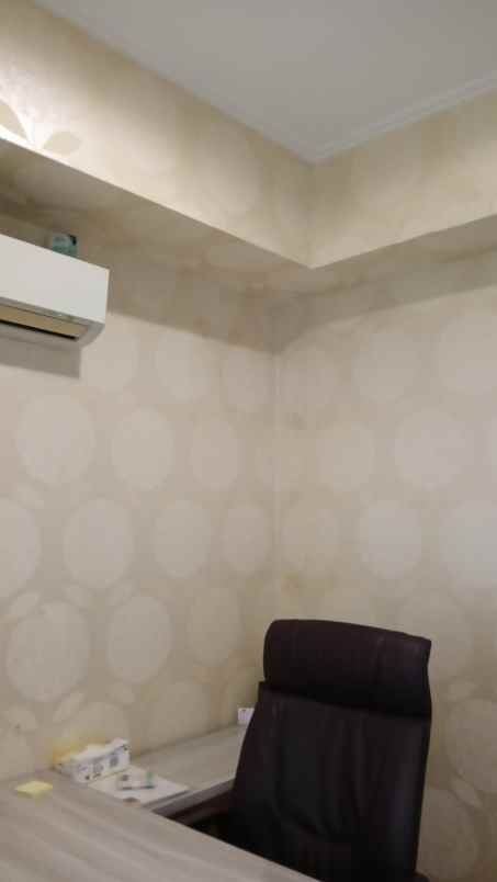 ruang kantor the mansion bougenville fontana furnished