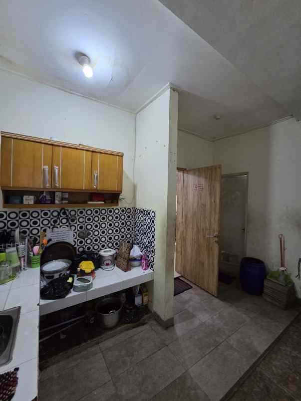 ruko bagus disewakan di arana harapan indah bekasi