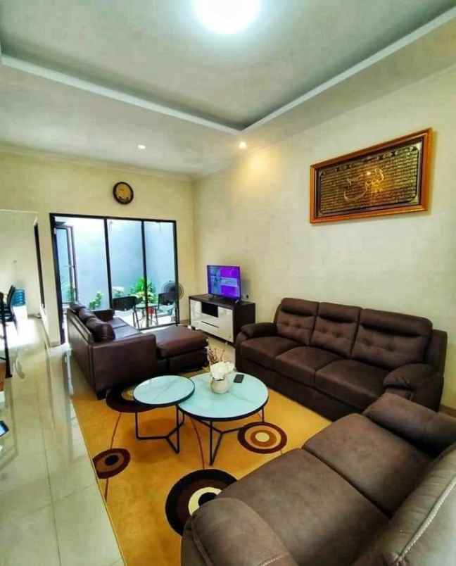 rumah 2 lantai bonus furnished