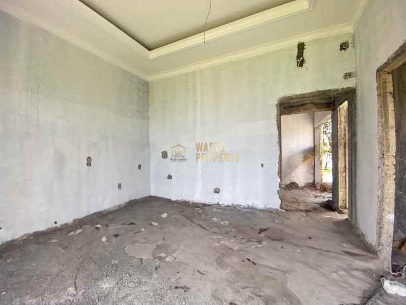 rumah 2 lantai hanya 1 menit dari jl godean km 7