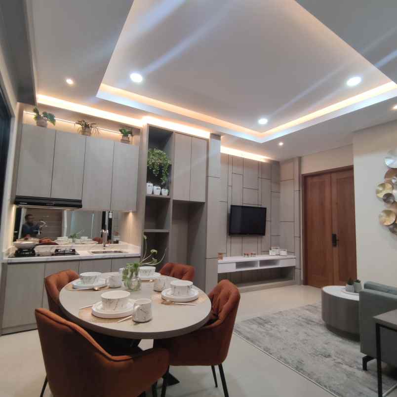 rumah 2 lantai lokasi premium