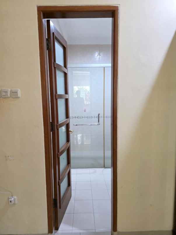 rumah 3lantai di sunter jakarta utara