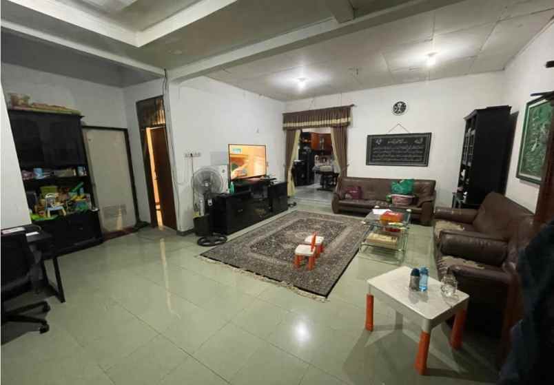 rumah asri komplek hbtb sukatani depok