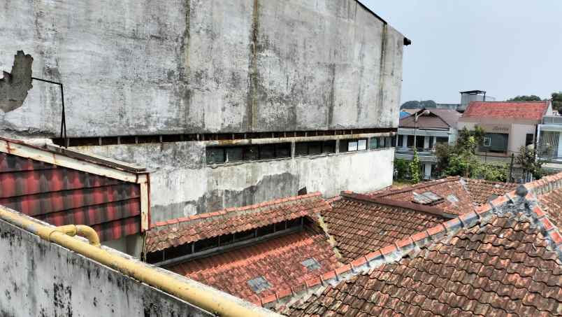 rumah bangunan komersil mainroad pasirkaliki bandung