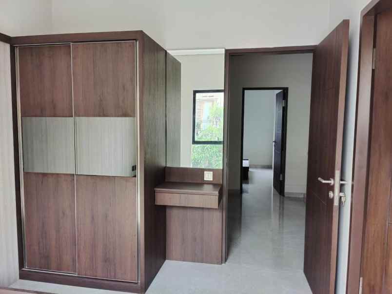 rumah baru 2 lantai siap huni di pasteur dekat tol