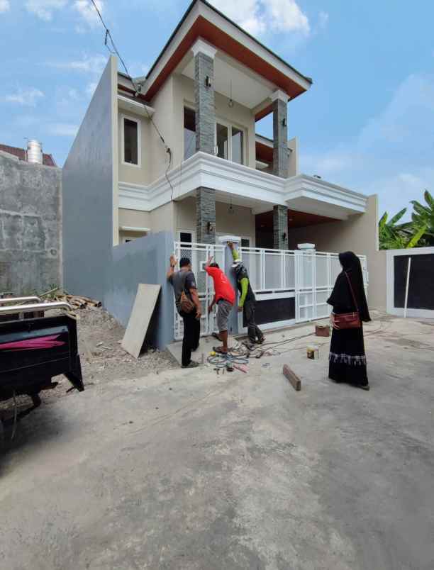 rumah baru cluster modern minimalis colomadu regency