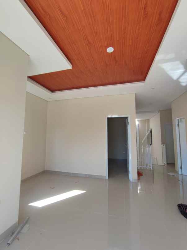 rumah baru cluster modern minimalis colomadu regency