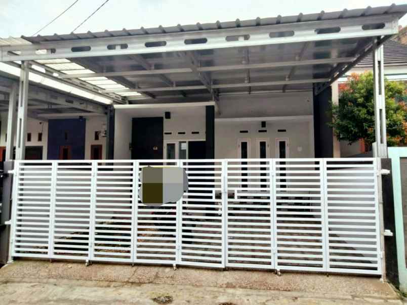 rumah baru di cisaranten bandung siap huni