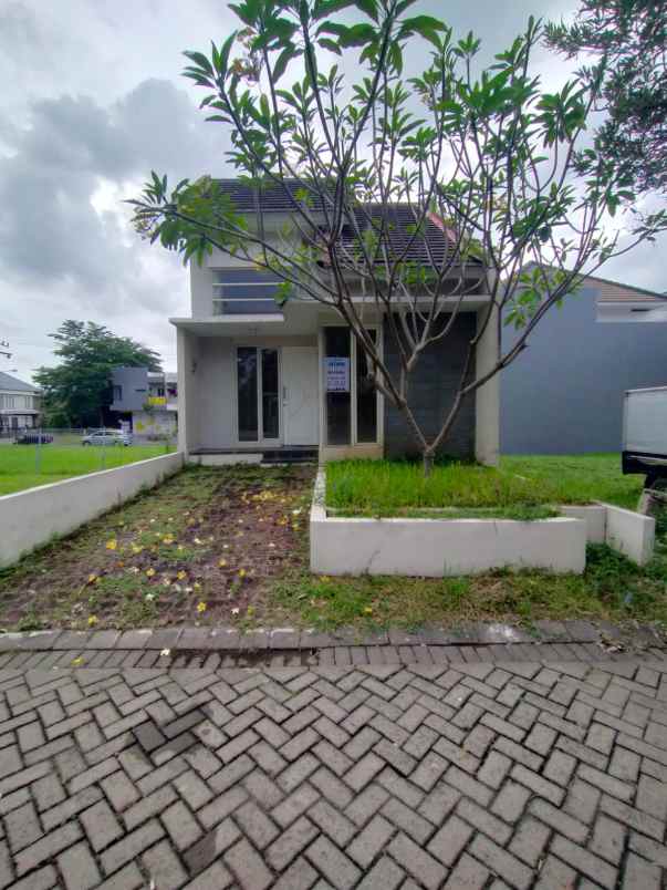 rumah baru minimalis 1 5 lantai bukit palma