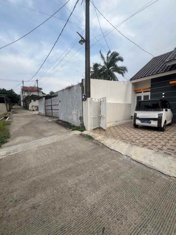 rumah baru siap huni dekat jalan raya kodau bekasi