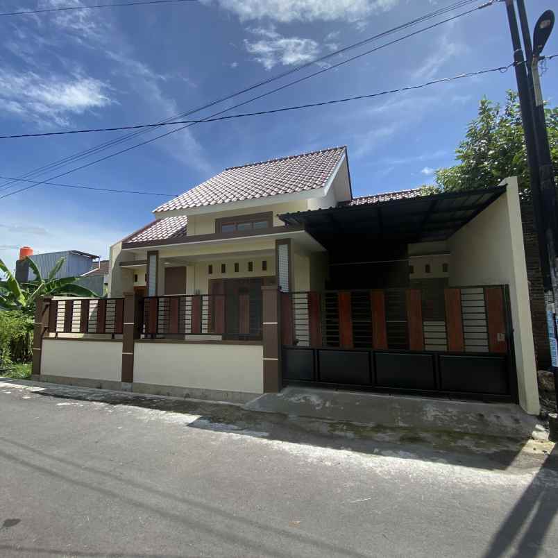 rumah baru timur adi soemarmo