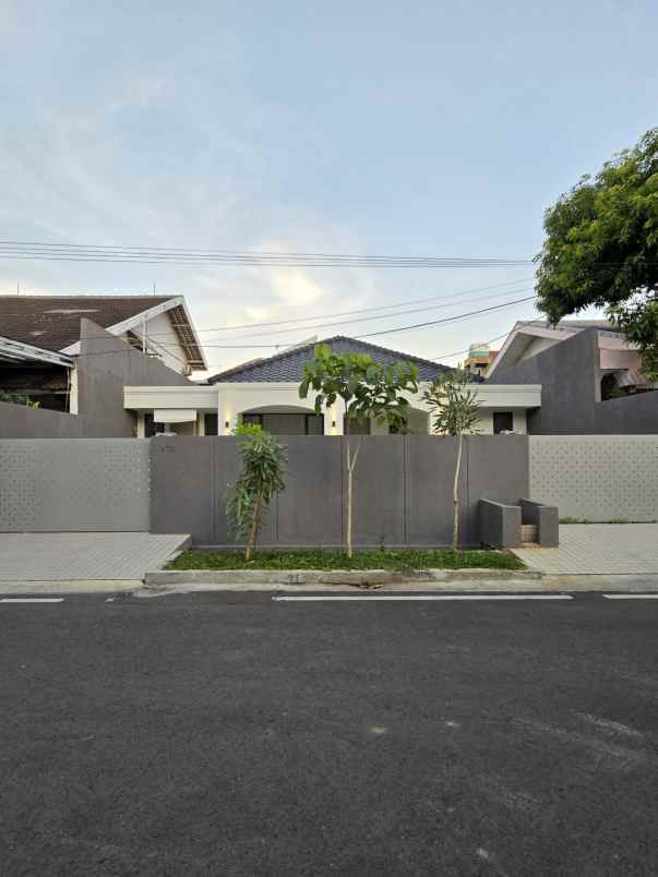 rumah cantik dalam komplek cipinang elok jaktim