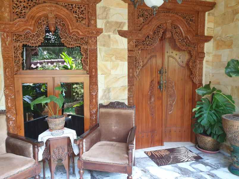 rumah cantik di bukit cinere indah