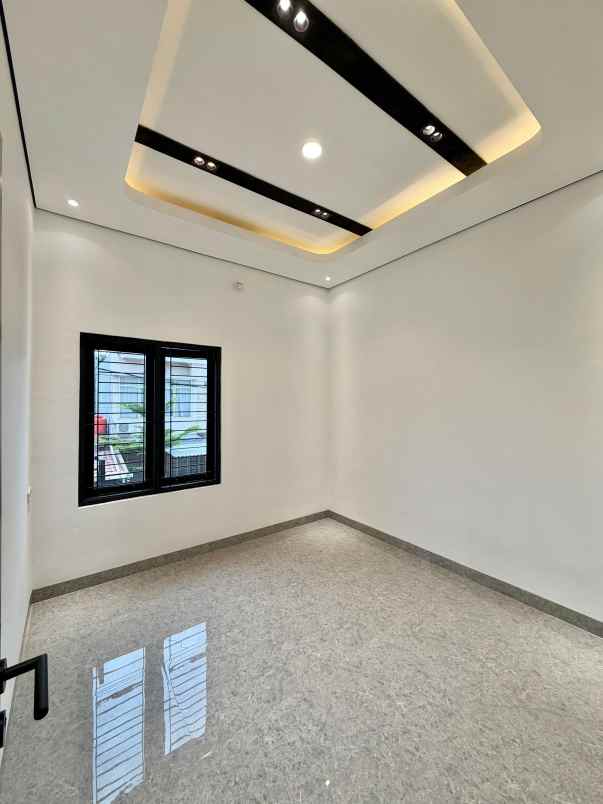 rumah cantik siap huni di jagakarsa jakarta selatan