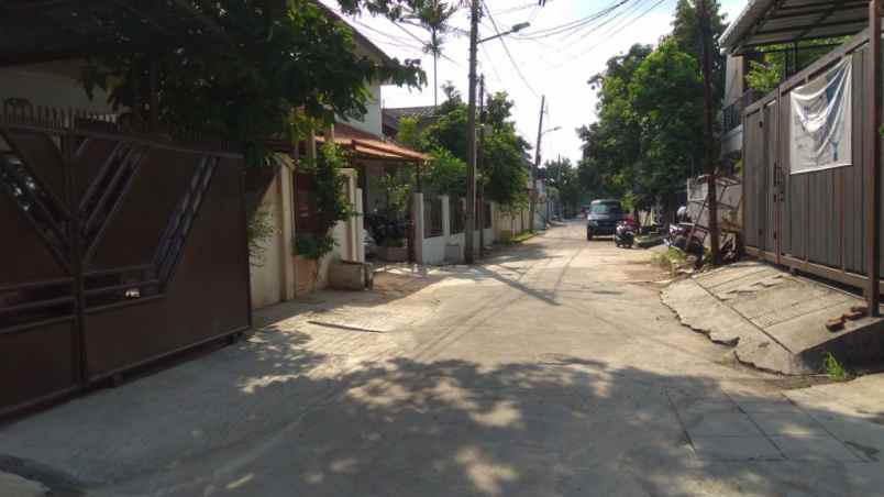 rumah cengkir timur kelapa gading