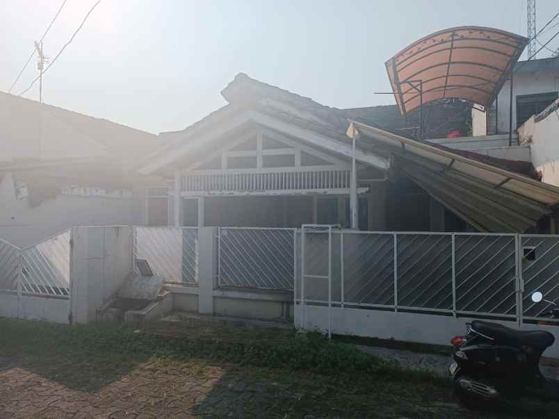 rumah cimanggis depok dalam komplek