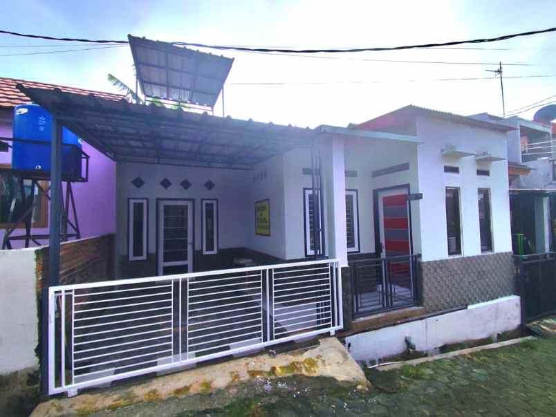 rumah cinunuk 300 jt turun harga 250 jt bu