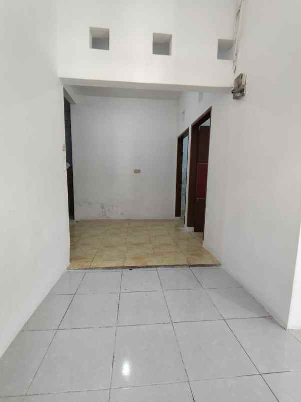 rumah cinunuk 300 jt turun harga 250 jt bu