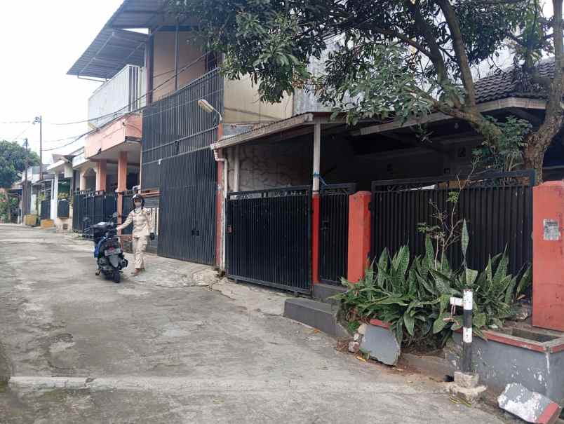 rumah cipageran hook hadap timur 3 menit smpn 5