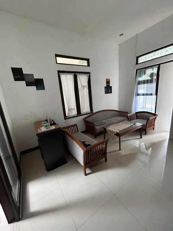 rumah ciwaruga dekat kampus polban row jalan lebar