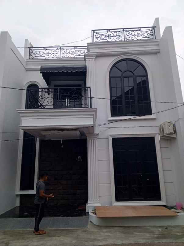 rumah clasic di depok