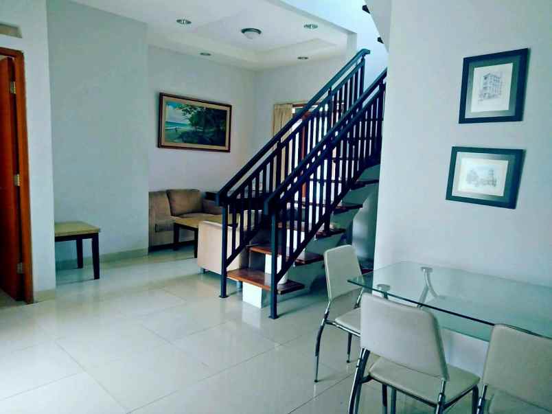 rumah cluster cikutra dekat cigadung pahlawan bandung