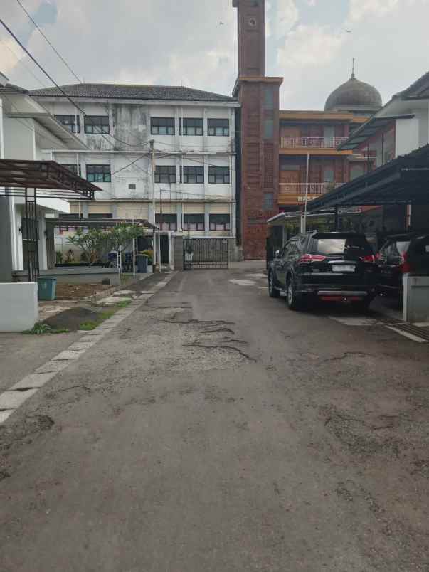 rumah cluster cikutra dekat cigadung pahlawan bandung