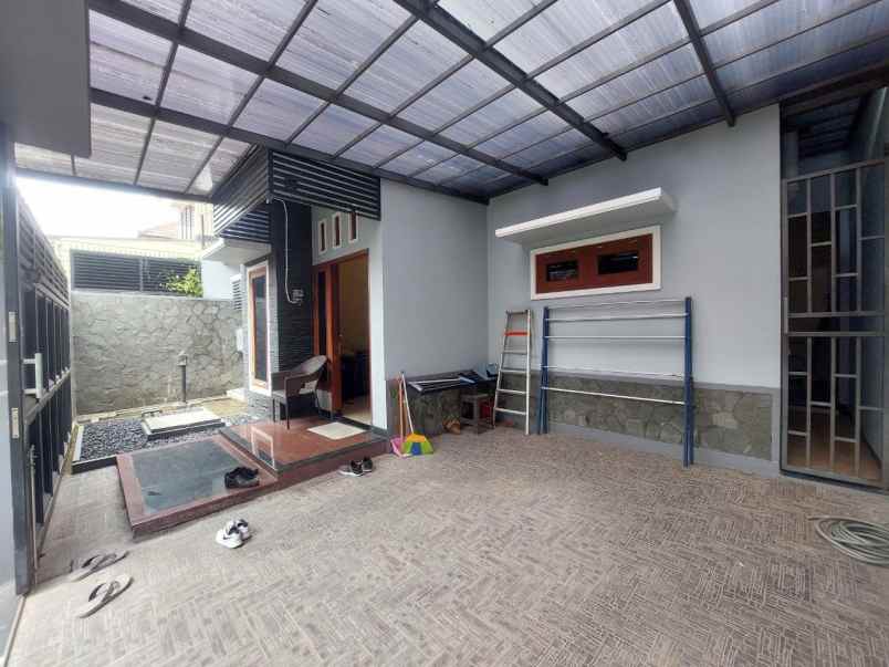 rumah cluster furnish di malangjiwan dekat ums