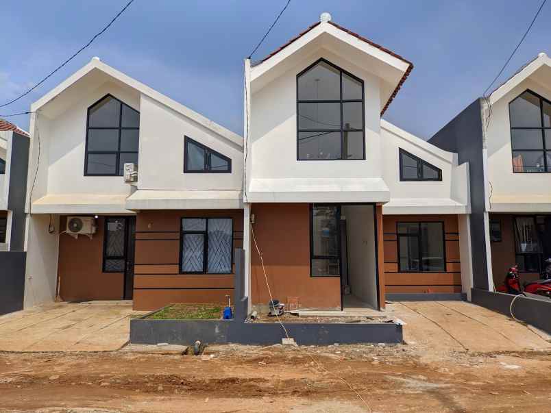 rumah di depok mezanine scandinavian sertifikat